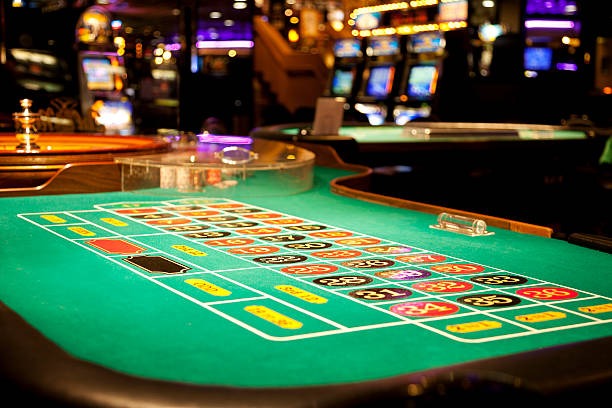 lantai6 alternatif live casino table broadcast on mobile device